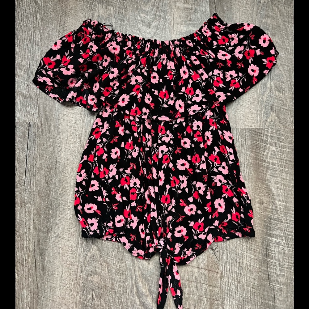 Express size S off shoulder blouse